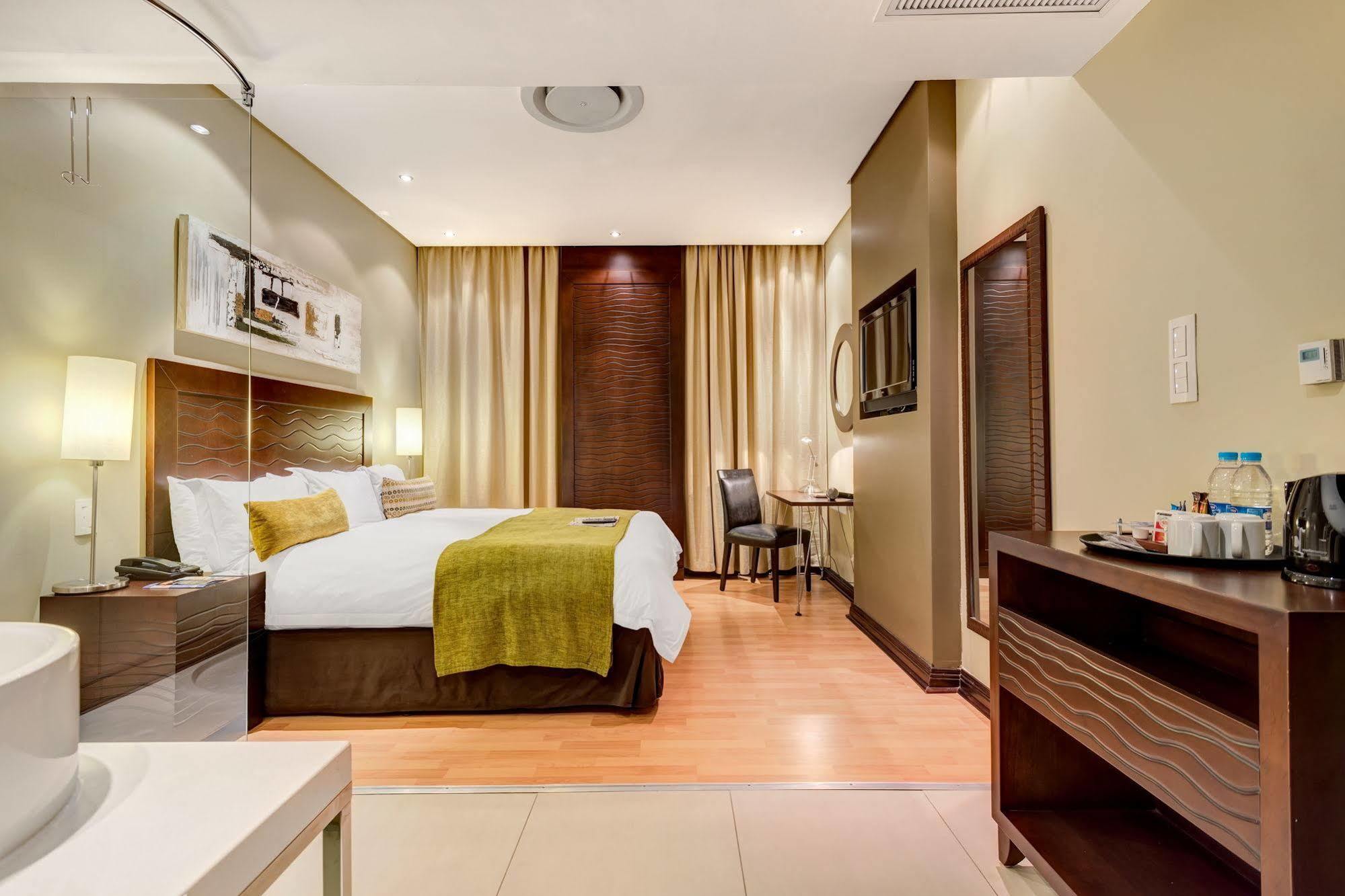 Protea Hotel By Marriott Transit O.R. Tambo Airport Kempton Park Luaran gambar