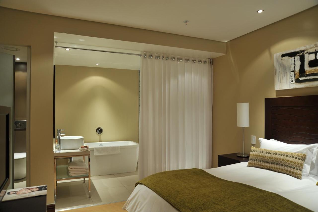 Protea Hotel By Marriott Transit O.R. Tambo Airport Kempton Park Luaran gambar